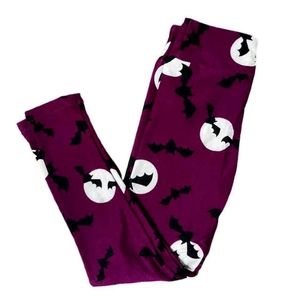 NEW TC2  Lularoe Halloween leggings purple with bats